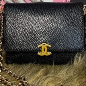 100% Authentic CHANEL Caviar Vintage Wallet
